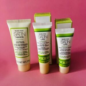 Mary Kay Satin Hands & Lips Trio — Green and Cream Accents